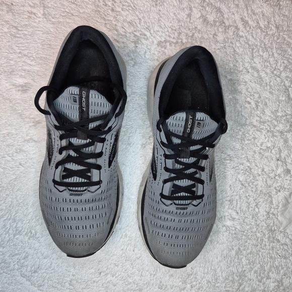 Brooks Black and Gray Athletic Shoes - Picture 3 of 6